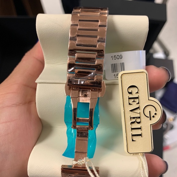 Gevril GV2 rose gold New with tags watch with box